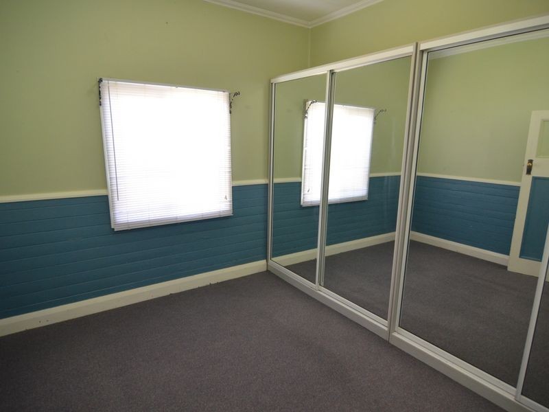 8 Read Avenue, Lithgow NSW 2790