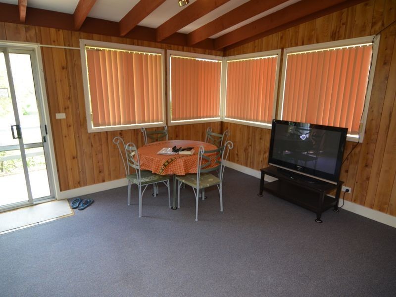 8 Read Avenue, Lithgow NSW 2790