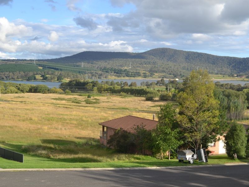 7 Walker Drive, Wallerawang NSW 2845