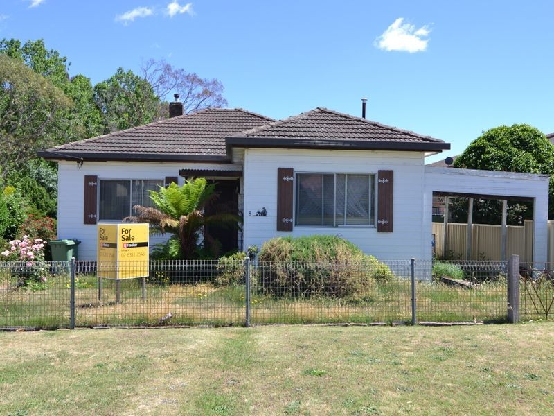 8 Frazer  Street, Lithgow NSW 2790