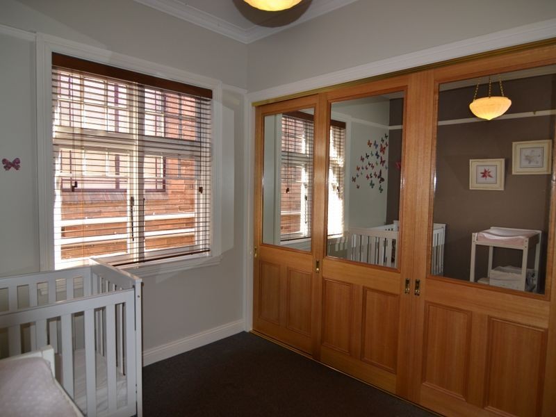 8 Calero Street, Lithgow NSW 2790