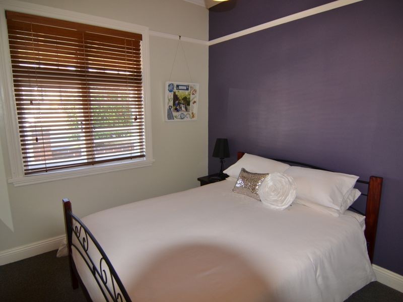 8 Calero Street, Lithgow NSW 2790