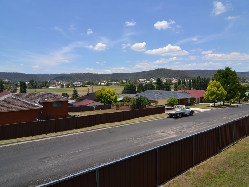 4 Busby Street, Lithgow NSW 2790