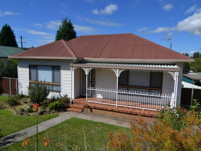 22 Cooerwull Road, Lithgow NSW 2790
