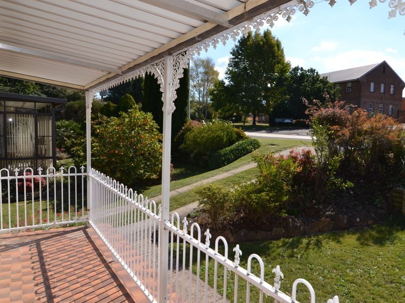 22 Cooerwull Road, Lithgow NSW 2790