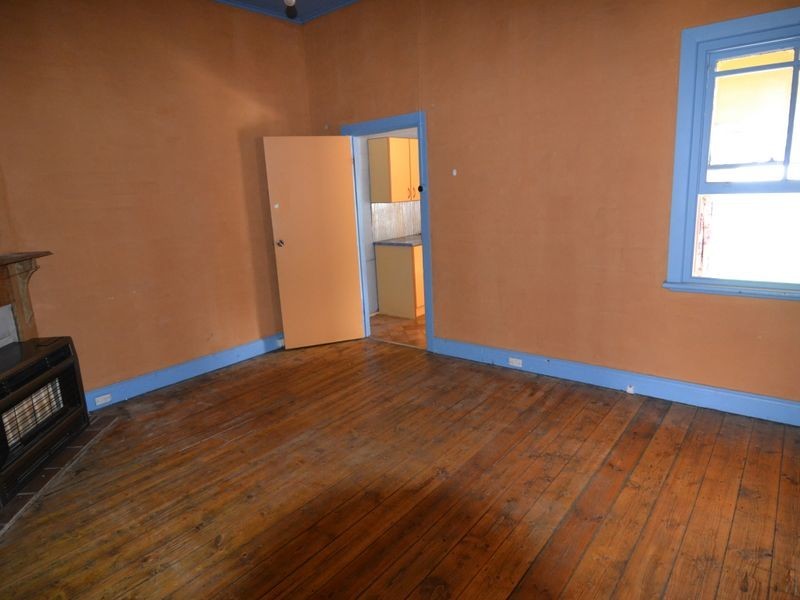 11 Bragg Street, Lithgow NSW 2790