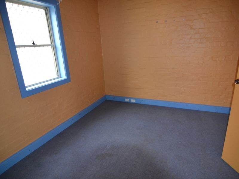11 Bragg Street, Lithgow NSW 2790