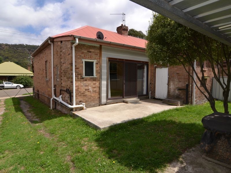 11 Bragg Street, Lithgow NSW 2790