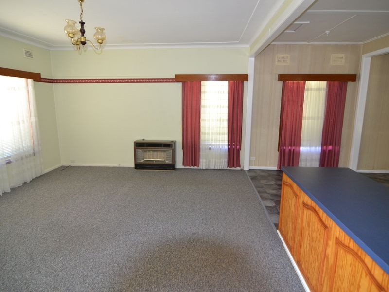 39 Cary Ave, Wallerawang NSW 2845