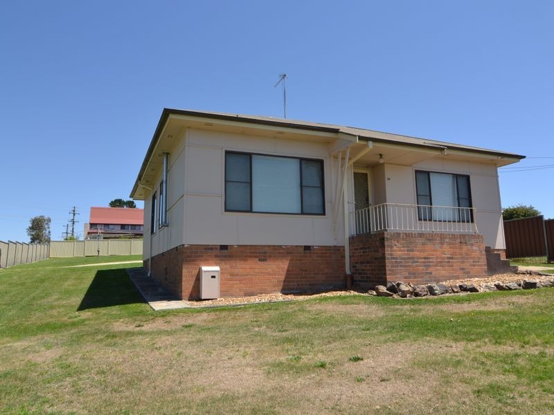 39 Cary Ave, Wallerawang NSW 2845