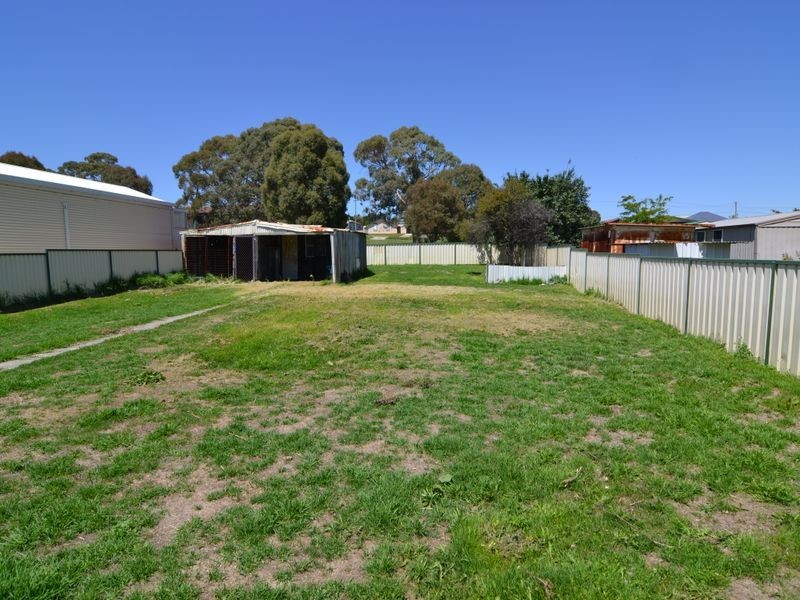 25 Bathurst Street, Wallerawang NSW 2845