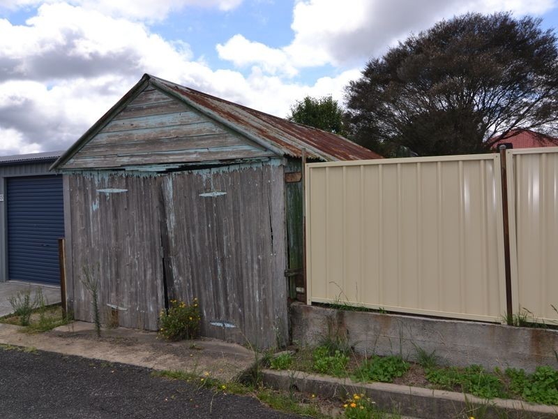 128 Hassans Walls Road, Lithgow NSW 2790