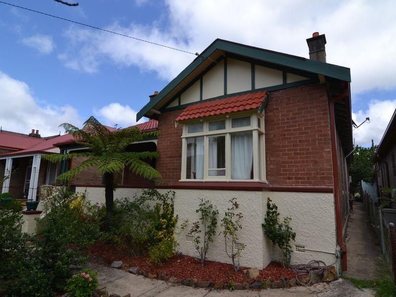 128 Hassans Walls Road, Lithgow NSW 2790