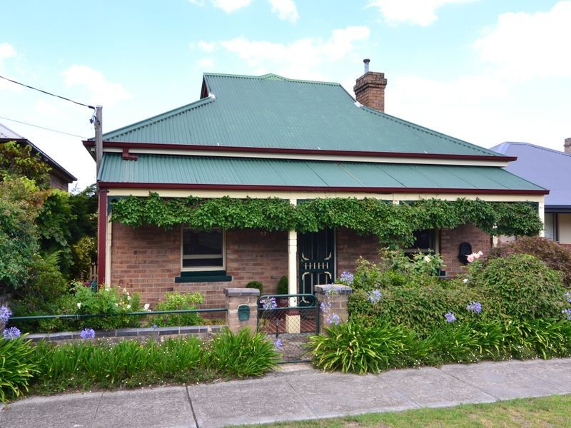 57 Academy Street, Lithgow NSW 2790