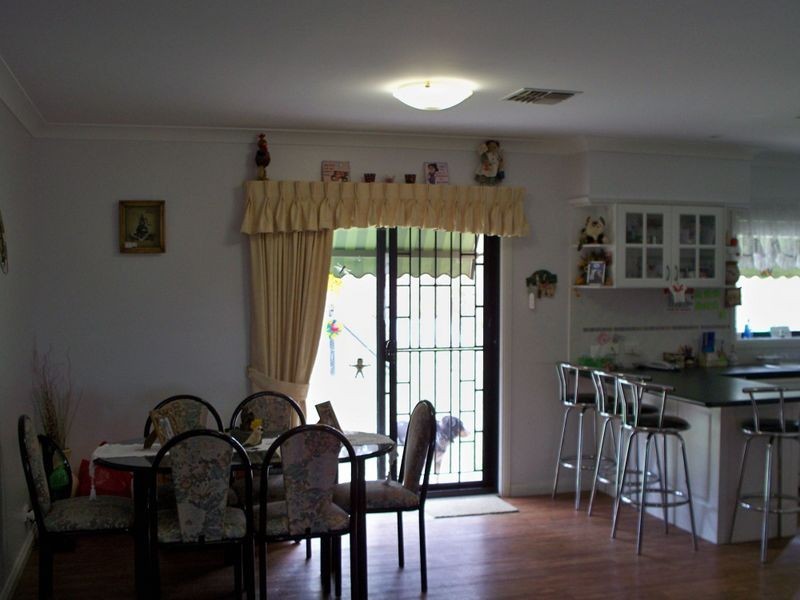 2B Hughes Lane, Marrangaroo NSW 2790