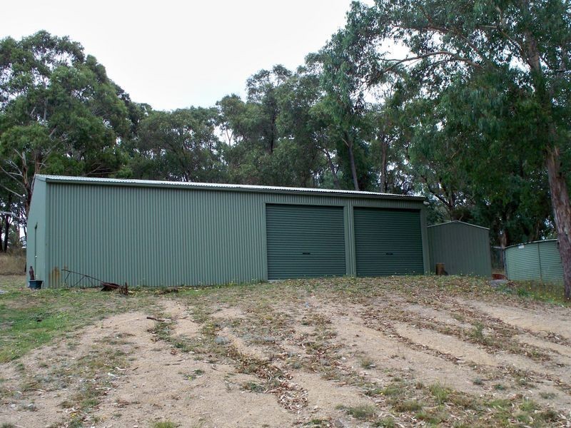 2B Hughes Lane, Marrangaroo NSW 2790