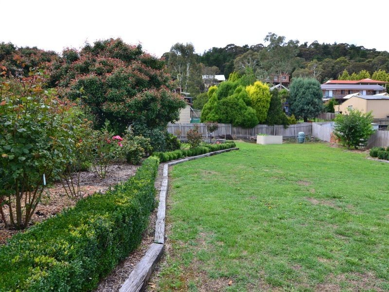 15 Eddy Street, Lithgow NSW 2790