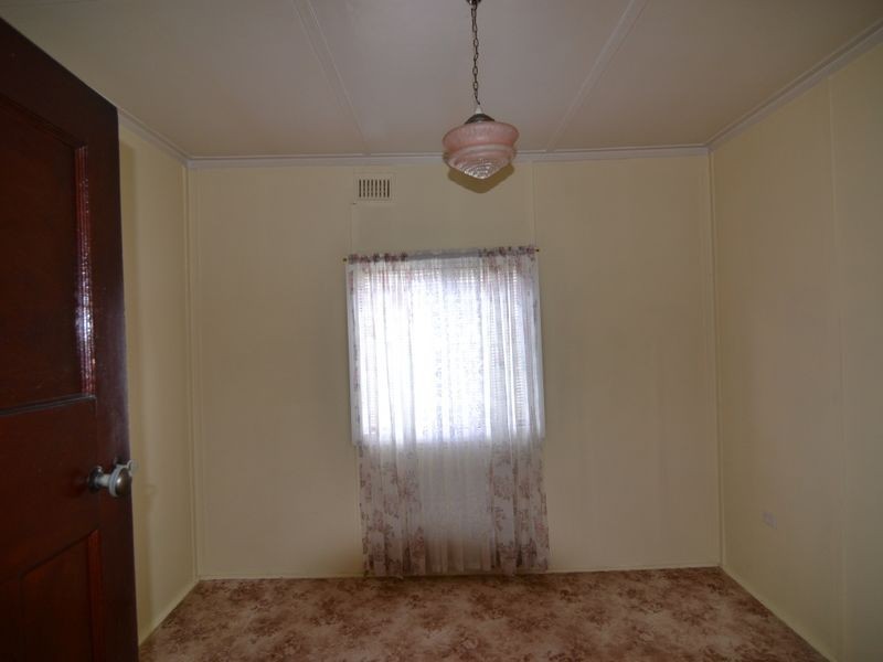 18 Sandford Avenue, Lithgow NSW 2790