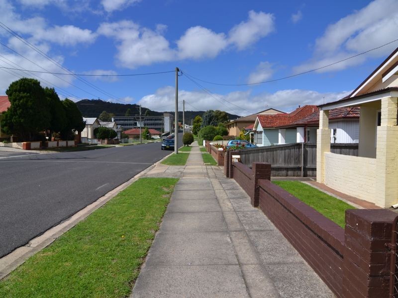 18 Sandford Avenue, Lithgow NSW 2790