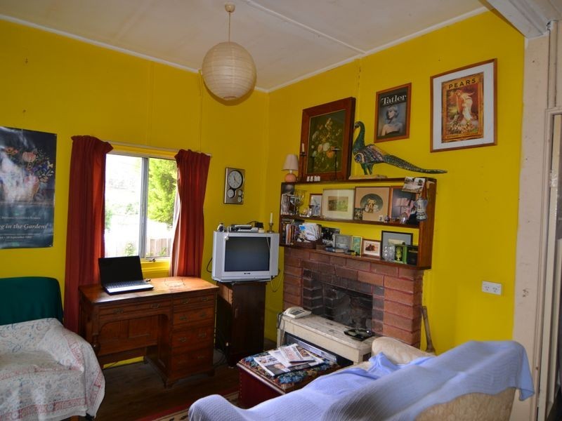 27 Mills Street, Lithgow NSW 2790