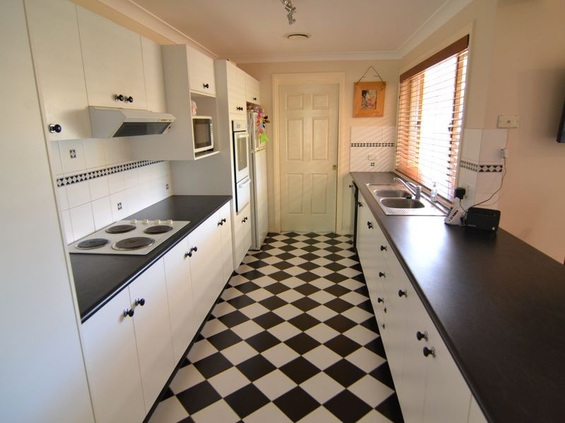 7 Robinia Drive, Lithgow NSW 2790