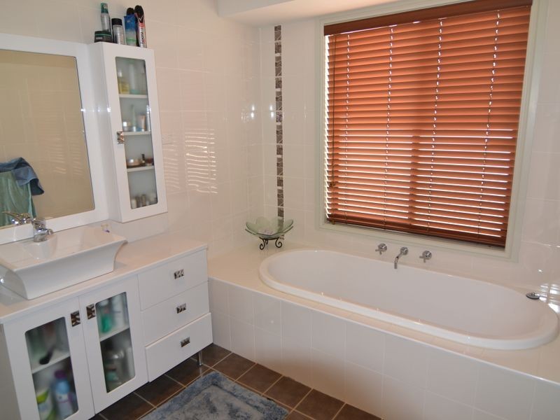 1 Acer Place, Lithgow NSW 2790