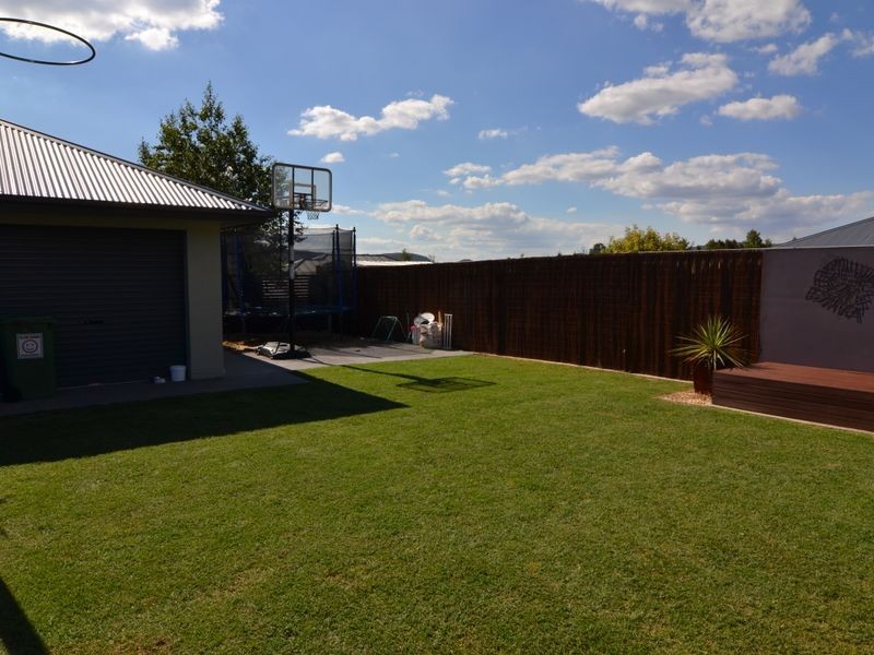 1 Acer Place, Lithgow NSW 2790