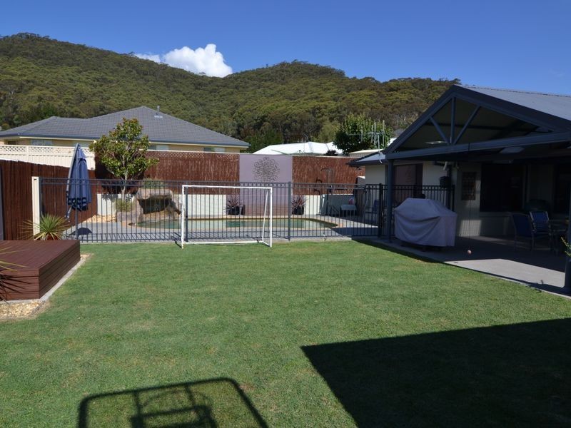 1 Acer Place, Lithgow NSW 2790