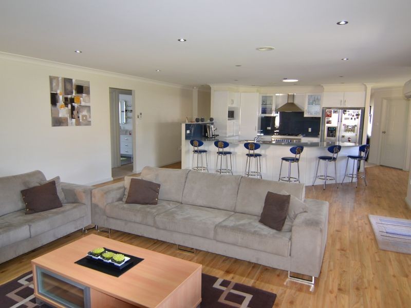 1 Acer Place, Lithgow NSW 2790