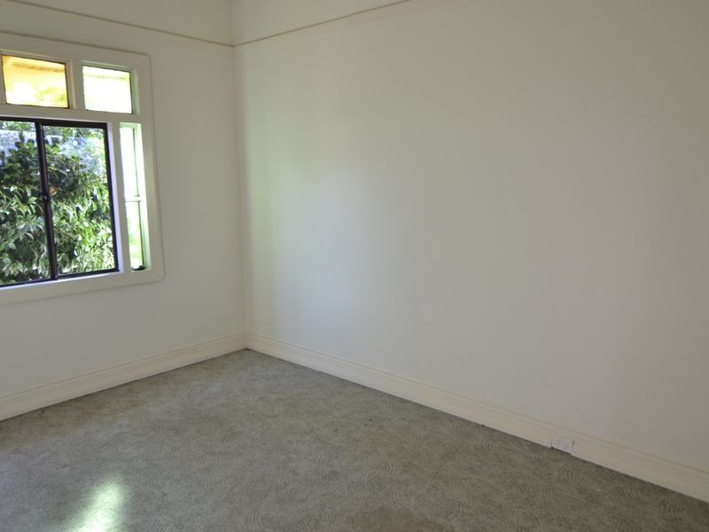 19 Sandford Avenue, Lithgow NSW 2790