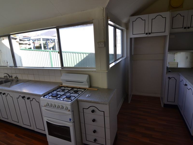 19 Sandford Avenue, Lithgow NSW 2790