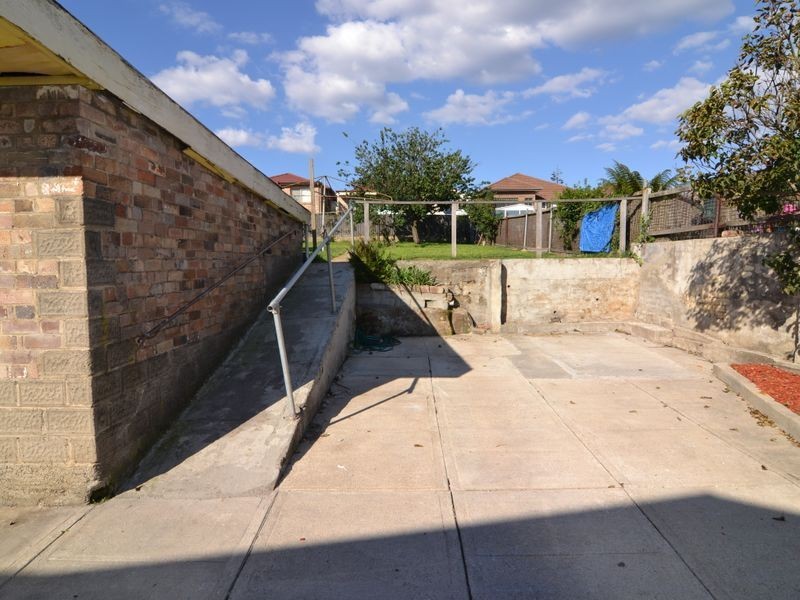 19 Sandford Avenue, Lithgow NSW 2790