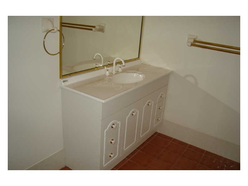 4 Claret Ash Avenue, Lithgow NSW 2790