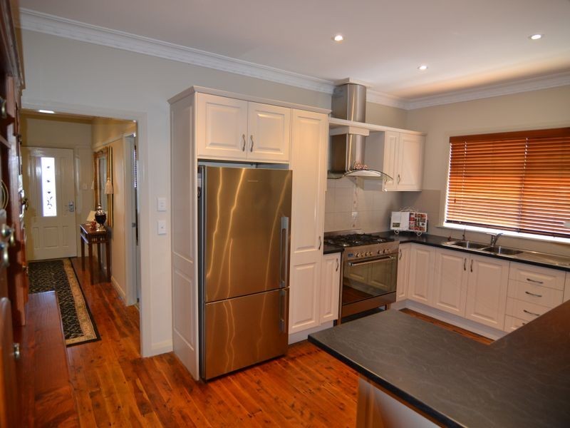 21 Rifle Parade, Lithgow NSW 2790