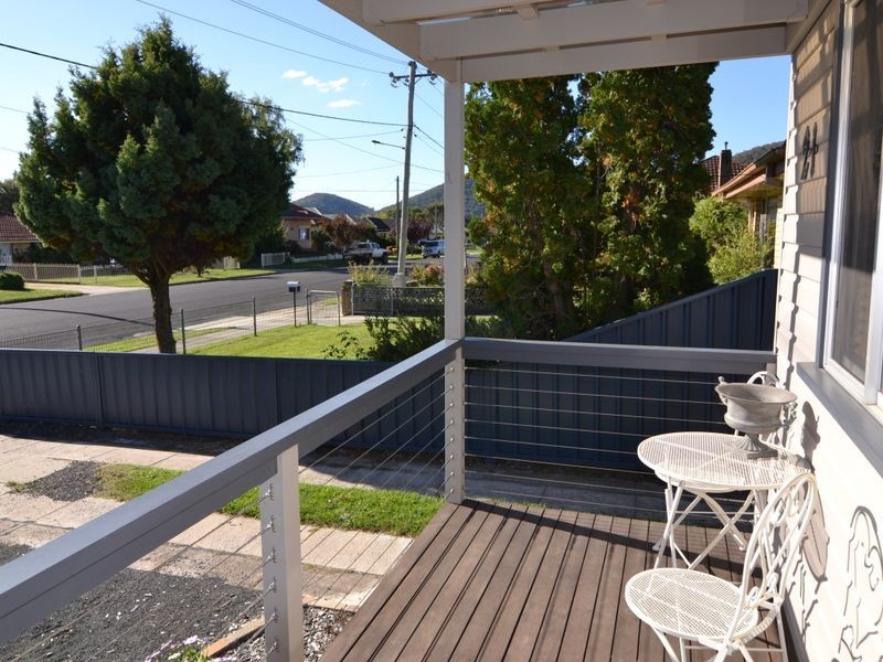 21 Rifle Parade, Lithgow NSW 2790