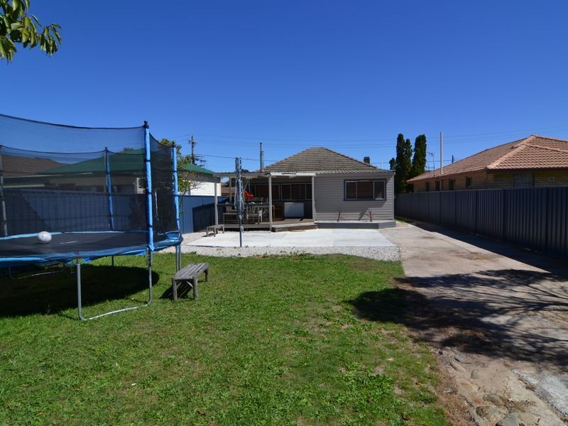 21 Rifle Parade, Lithgow NSW 2790