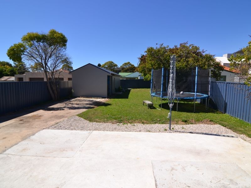 21 Rifle Parade, Lithgow NSW 2790