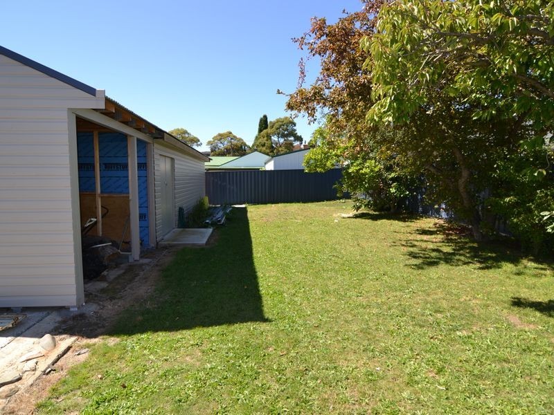 21 Rifle Parade, Lithgow NSW 2790