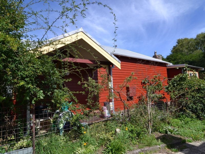 188 Inch Street, Lithgow NSW 2790