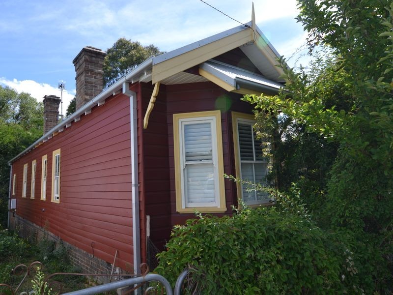 188 Inch Street, Lithgow NSW 2790