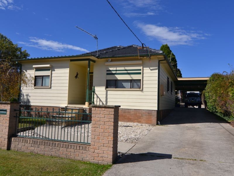 79 Inch Street, Lithgow NSW 2790