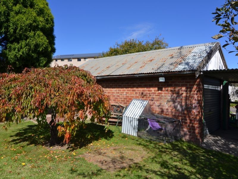 79 Inch Street, Lithgow NSW 2790