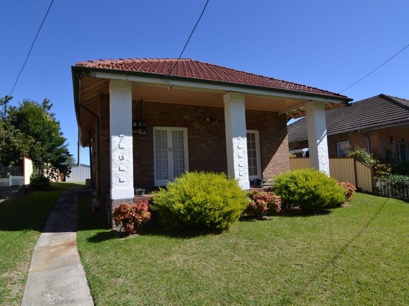3 Martini Parade, Lithgow NSW 2790