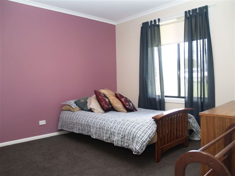 53 George Parade, Pipers Flat NSW 2847