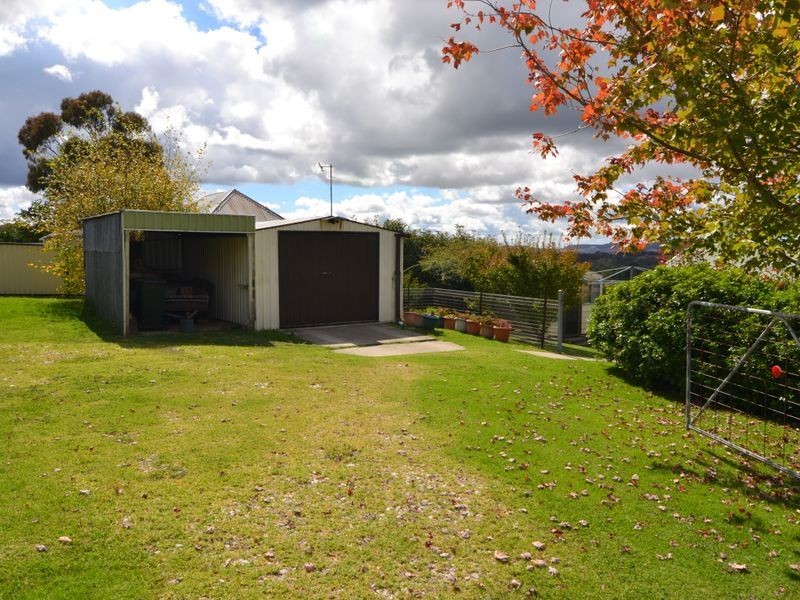 3 Laurie Street, Portland NSW 2847