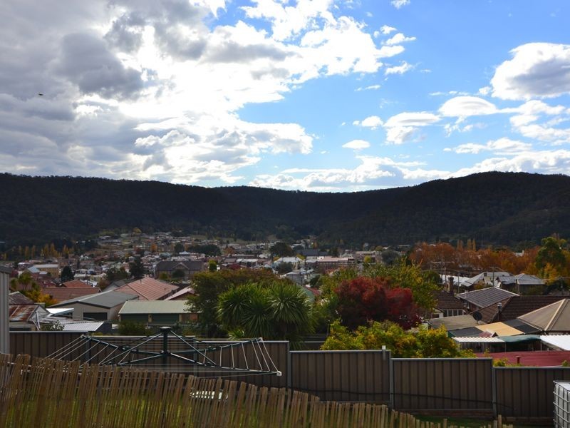 2 Eskbank Street, Lithgow NSW 2790