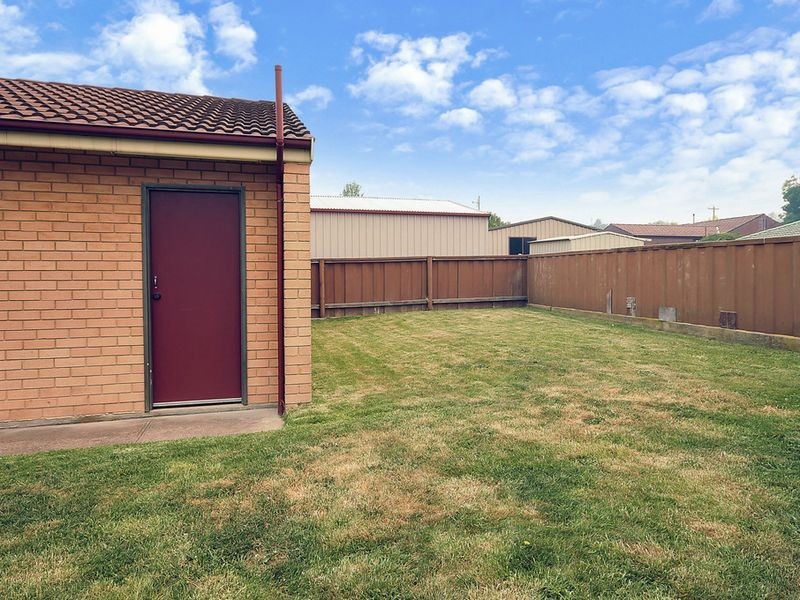 10 Enfield Ave, Lithgow NSW 2790