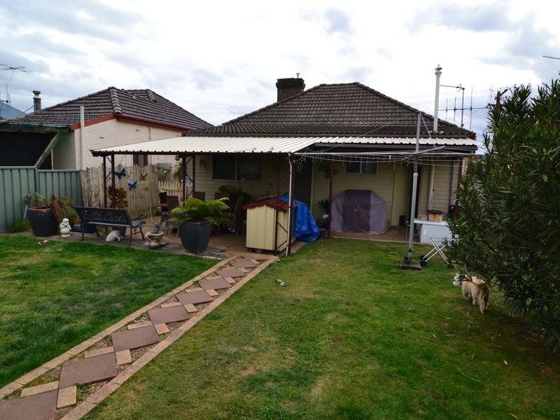 63 Cupro Street, Lithgow NSW 2790