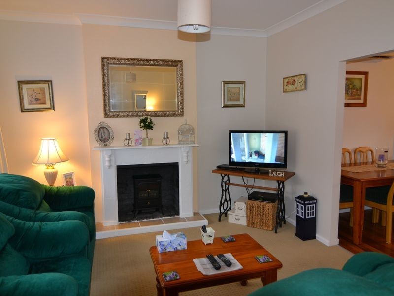 27 Hume Ave, Wallerawang NSW 2845