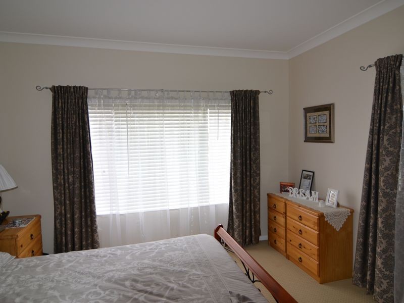 27 Hume Ave, Wallerawang NSW 2845